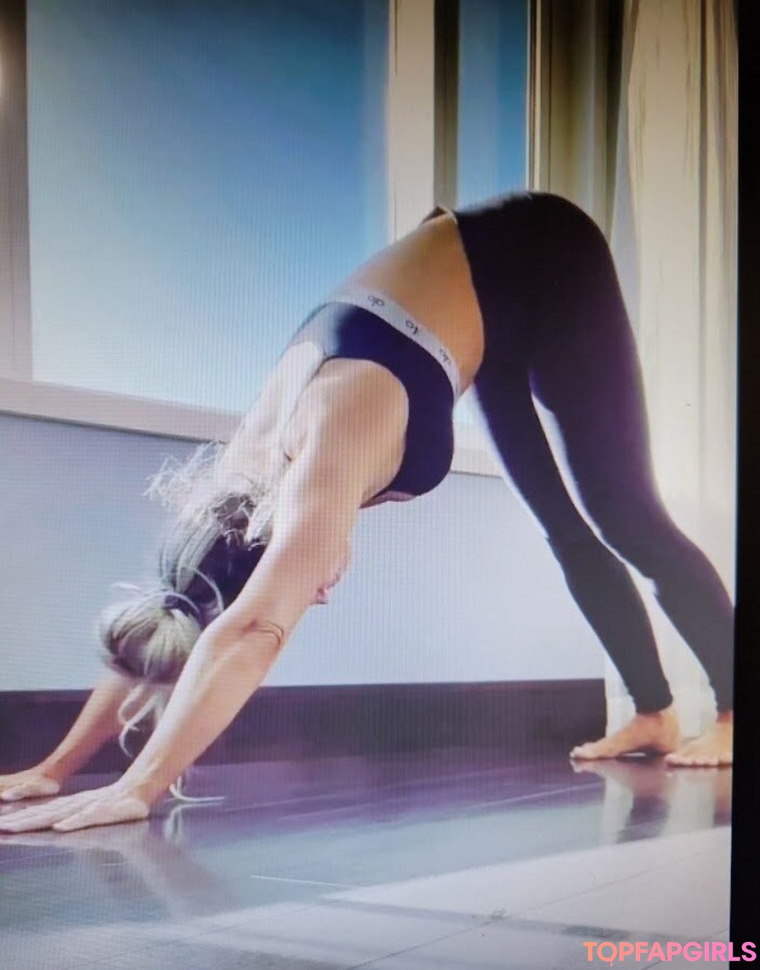 Foto desnuda filtrada de OnlyFans de Trish Stratus #535 Foto desnuda filtrada de OnlyFans de Trish Stratus #535