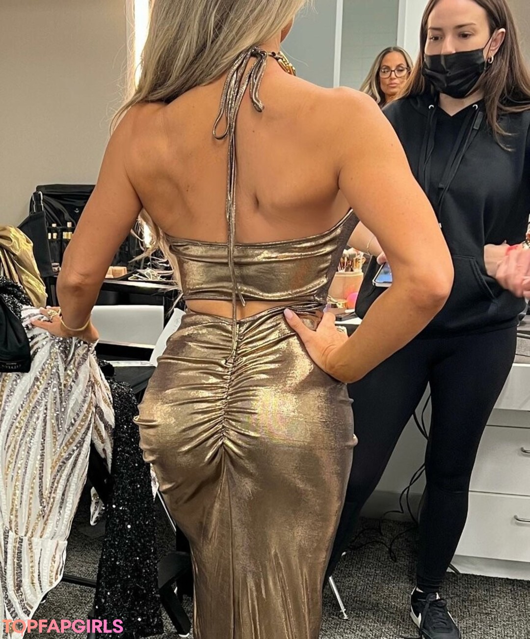 Foto desnuda filtrada de OnlyFans de Trish Stratus #680 Foto desnuda filtrada de OnlyFans de Trish Stratus #680