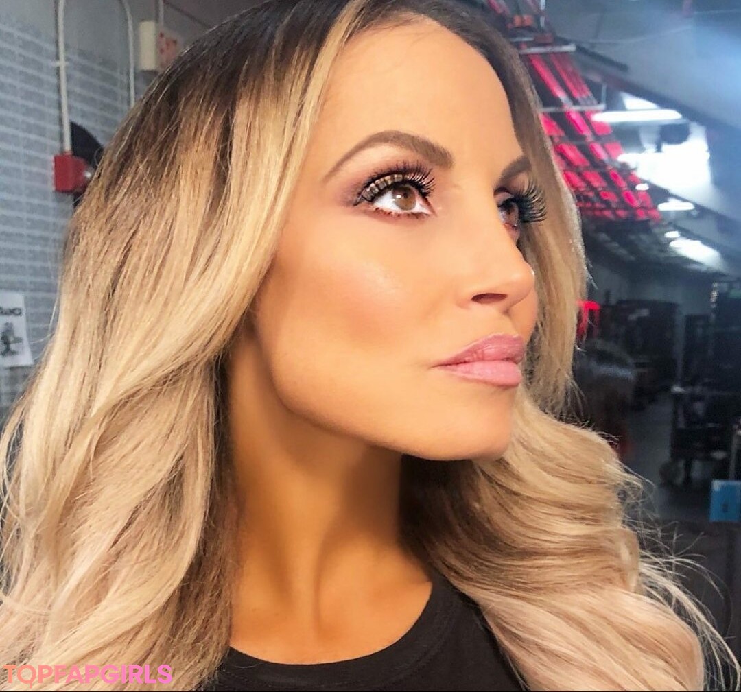 Foto desnuda filtrada de OnlyFans de Trish Stratus #710 Foto desnuda filtrada de OnlyFans de Trish Stratus #710