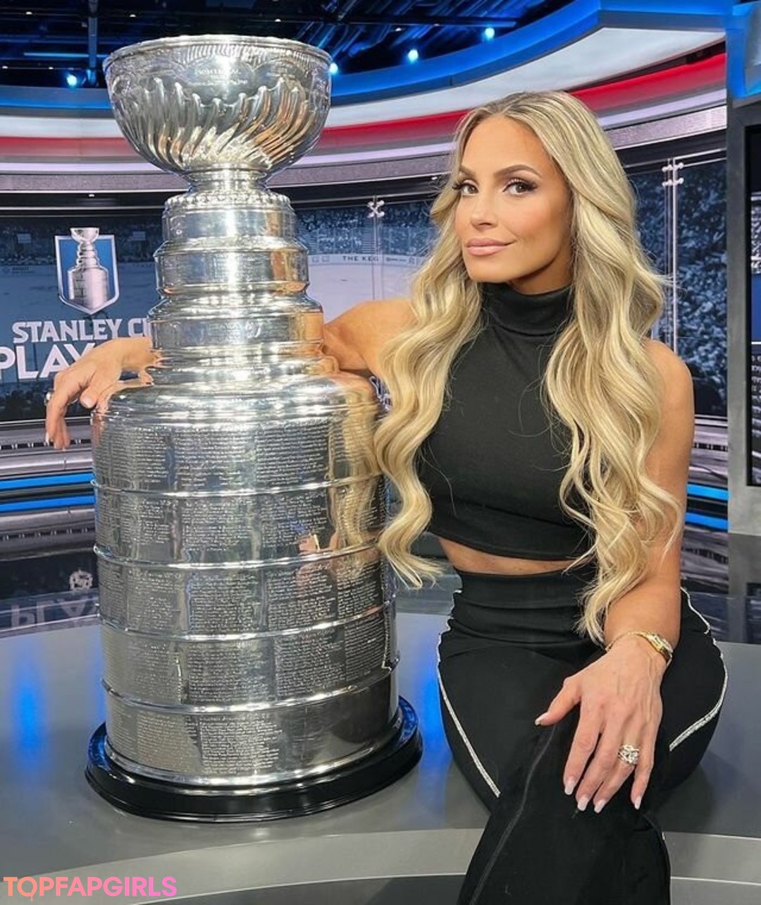 Foto desnuda filtrada de OnlyFans de Trish Stratus #953 Foto desnuda filtrada de OnlyFans de Trish Stratus #953