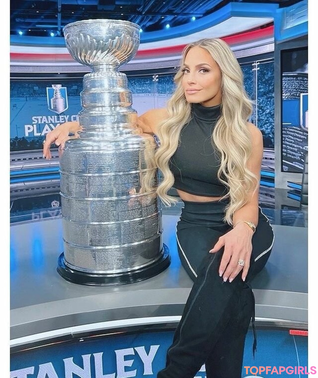 Foto desnuda filtrada de OnlyFans de Trish Stratus #963 Foto desnuda filtrada de OnlyFans de Trish Stratus #963