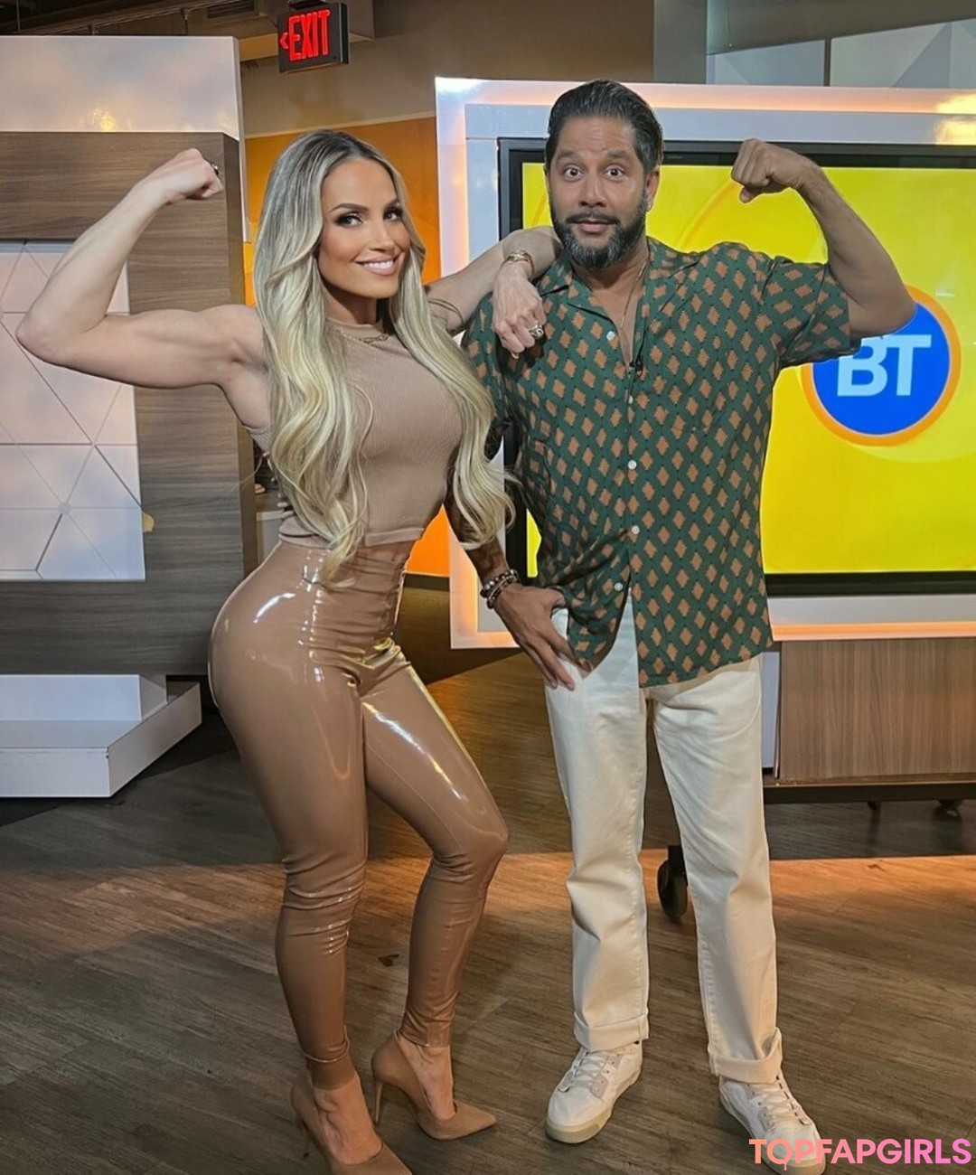 Foto desnuda filtrada de OnlyFans de Trish Stratus #985 Foto desnuda filtrada de OnlyFans de Trish Stratus #985