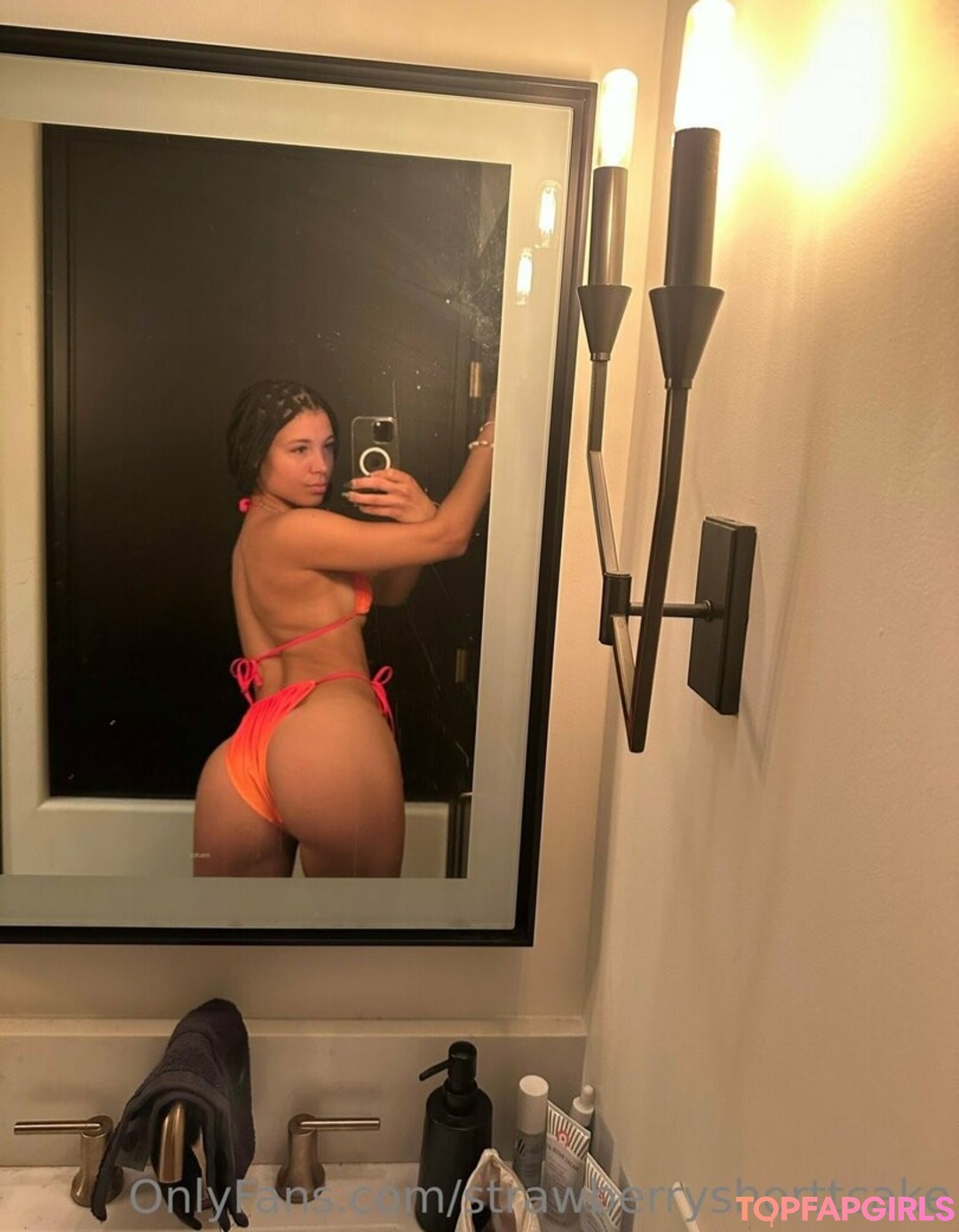 Foto desnuda filtrada de OnlyFans de Strawberryshorttcake #245 Foto desnuda filtrada de OnlyFans de Strawberryshorttcake #245