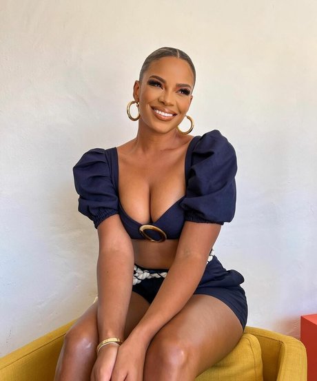 Kamie Crawford