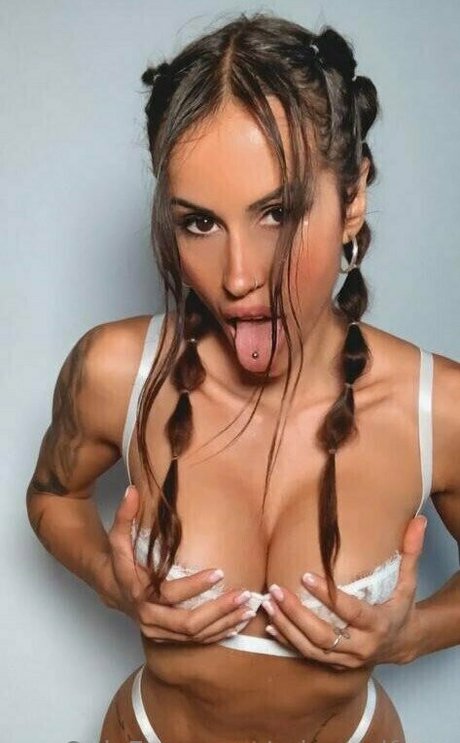 Mia_wolfxxx