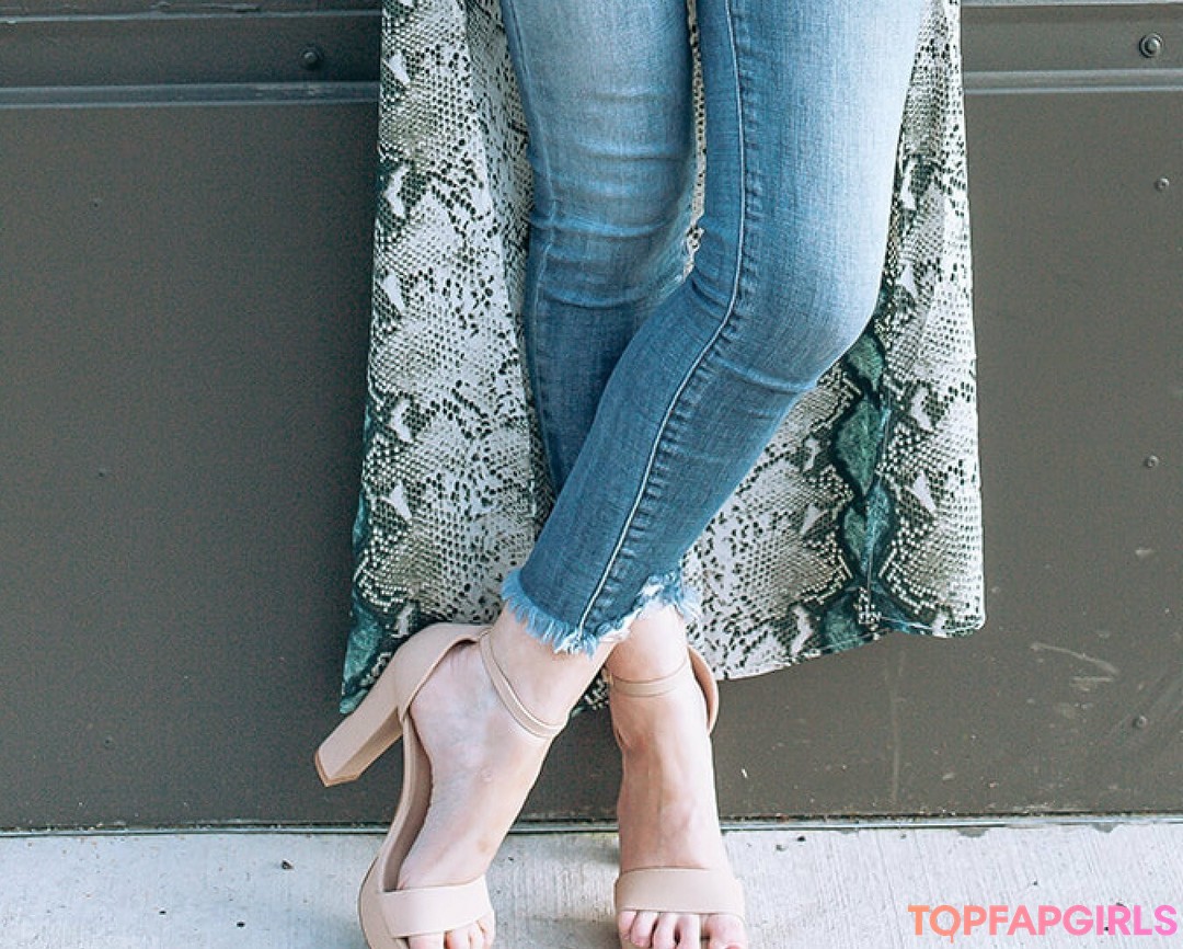 Foto desnuda filtrada de OnlyFans de Khloeeluca #64 Foto desnuda filtrada de OnlyFans de Khloeeluca #64