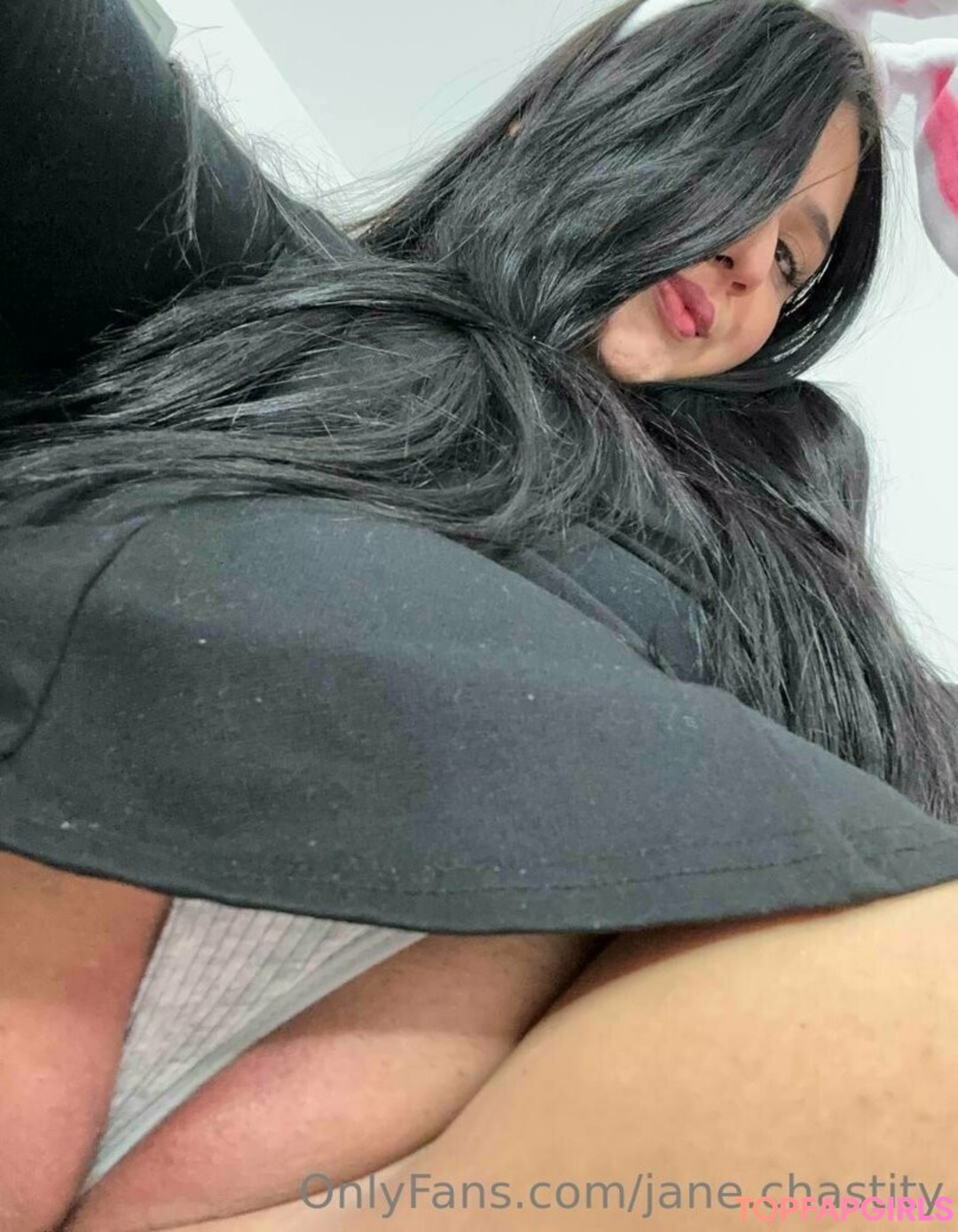 Foto desnuda filtrada de OnlyFans de Janechastity #301 Foto desnuda filtrada de OnlyFans de Janechastity #301