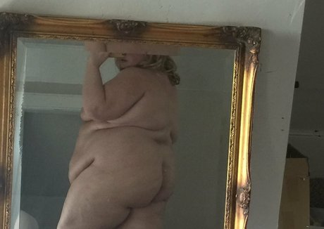 Foto desnuda filtrada de OnlyFans de Theillusiveham