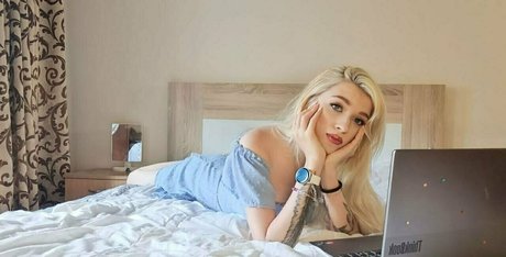 Foto desnuda filtrada de OnlyFans de Aliyarowefree