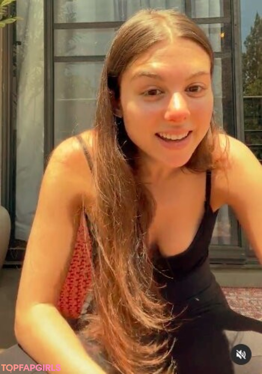 Foto desnuda filtrada de OnlyFans de Kira Kosarin #340 Foto desnuda filtrada de OnlyFans de Kira Kosarin #340