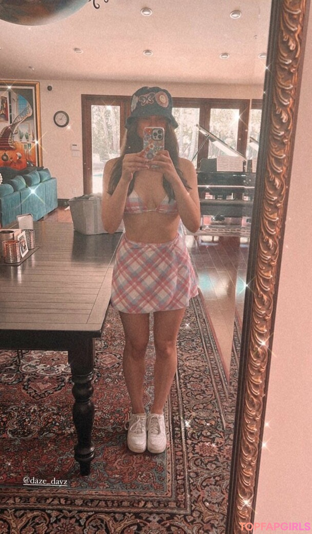 Foto desnuda filtrada de OnlyFans de Kira Kosarin #378 Foto desnuda filtrada de OnlyFans de Kira Kosarin #378