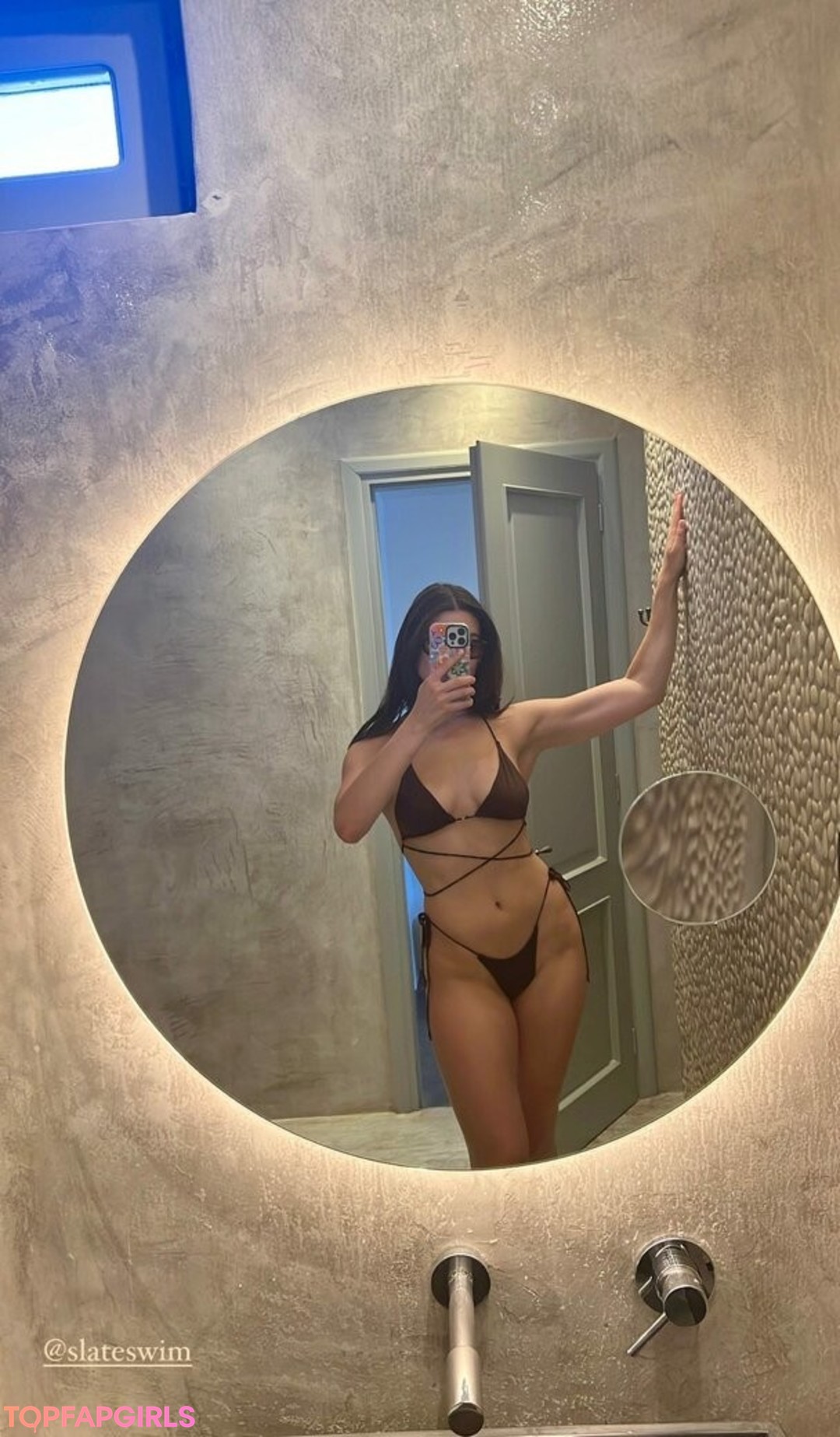 Foto desnuda filtrada de OnlyFans de Kira Kosarin #381 Foto desnuda filtrada de OnlyFans de Kira Kosarin #381