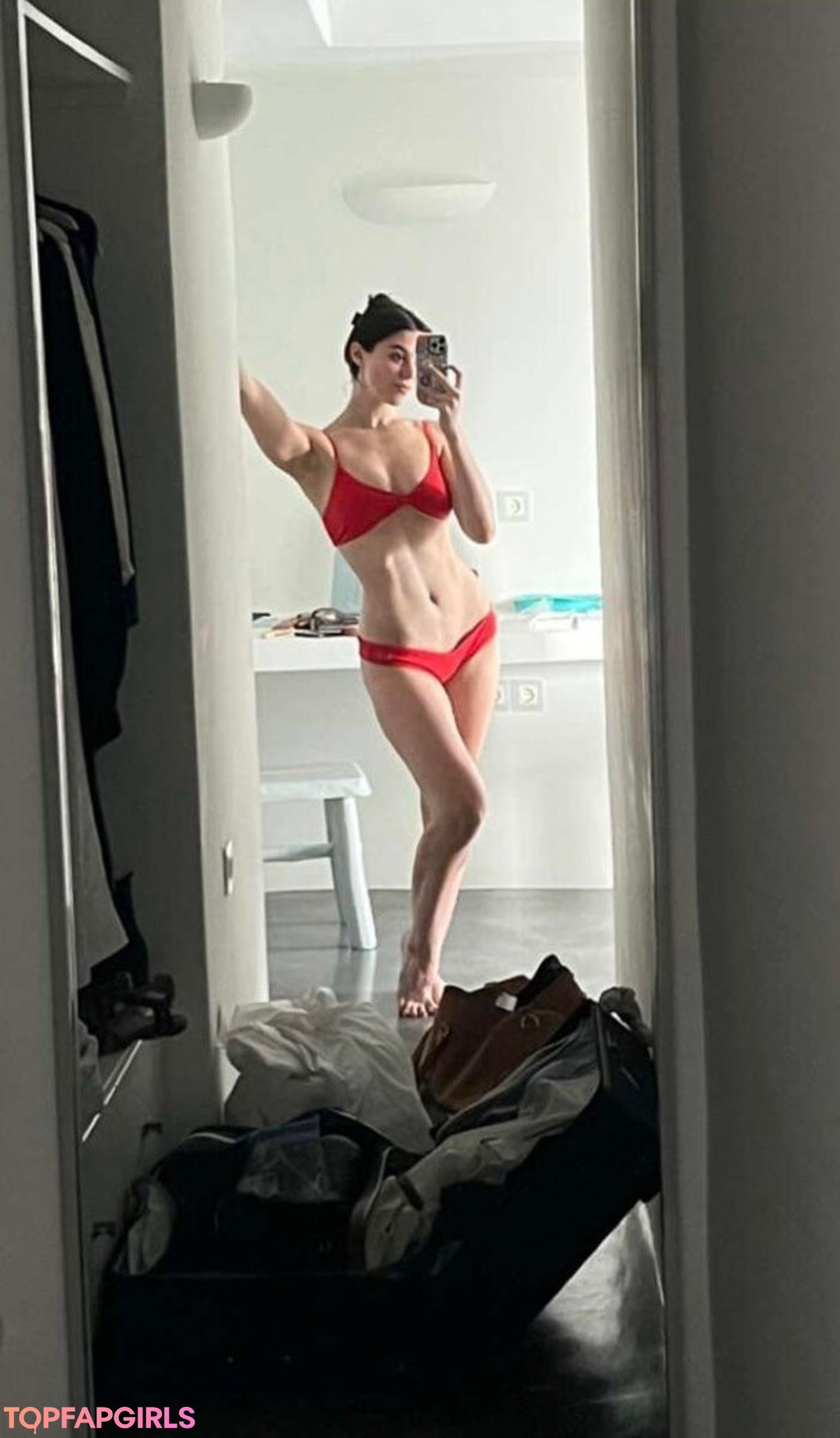Foto desnuda filtrada de OnlyFans de Kira Kosarin #392 Foto desnuda filtrada de OnlyFans de Kira Kosarin #392