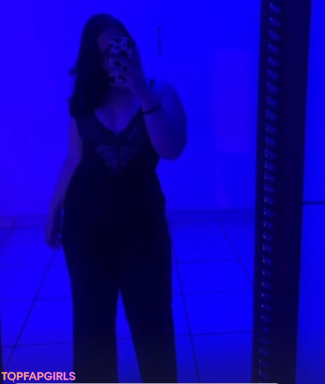 Foto desnuda filtrada de OnlyFans de Miaumiauloira #1 Foto desnuda filtrada de OnlyFans de Miaumiauloira #1