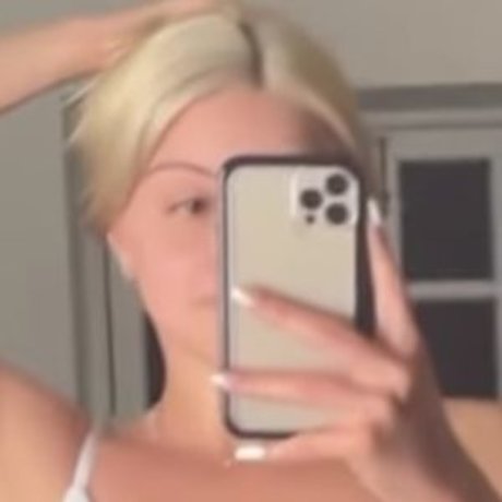Foto desnuda filtrada de OnlyFans de Ariel Winter