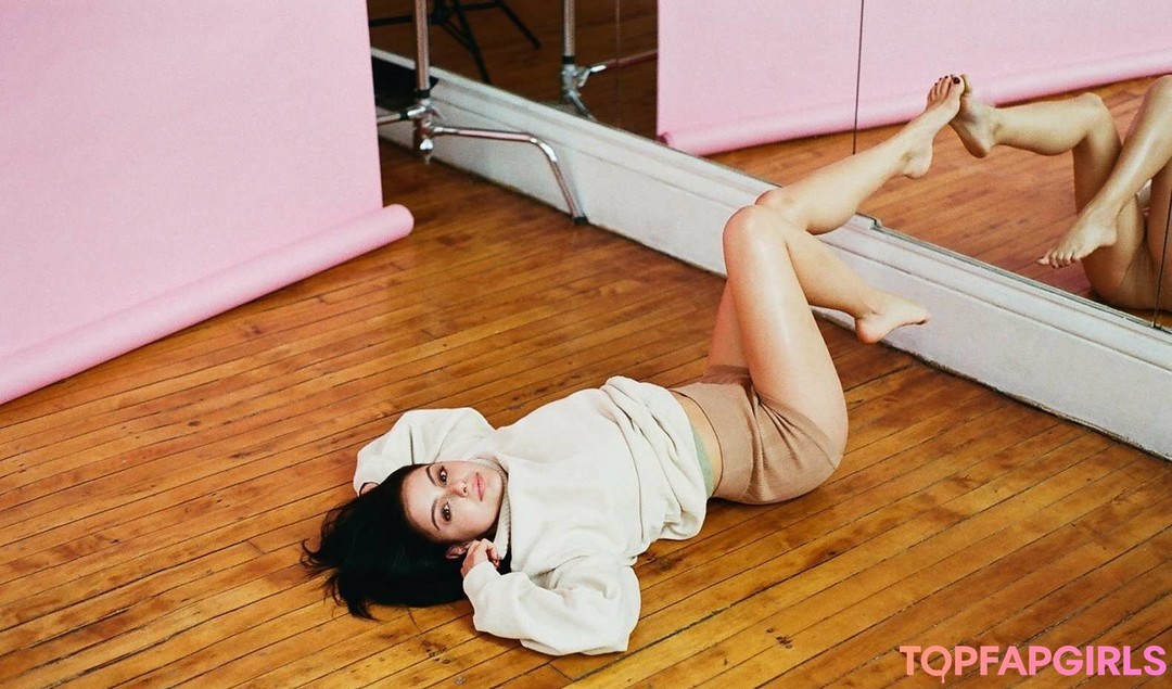 Foto desnuda filtrada de OnlyFans de Ariel Winter #564 Foto desnuda filtrada de OnlyFans de Ariel Winter #564