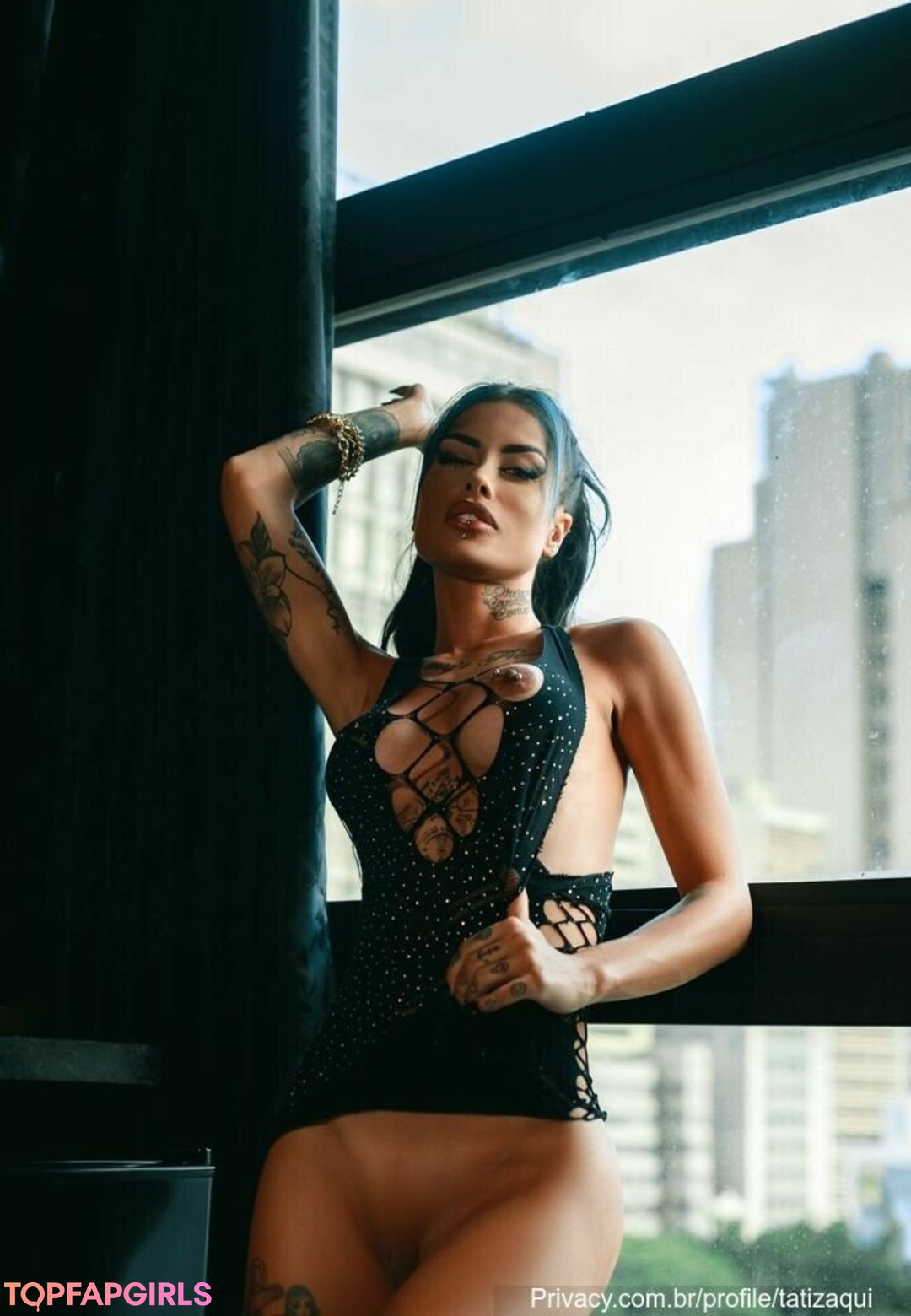 Foto desnuda filtrada de OnlyFans de Tati Zaqui #905 Foto desnuda filtrada de OnlyFans de Tati Zaqui #905