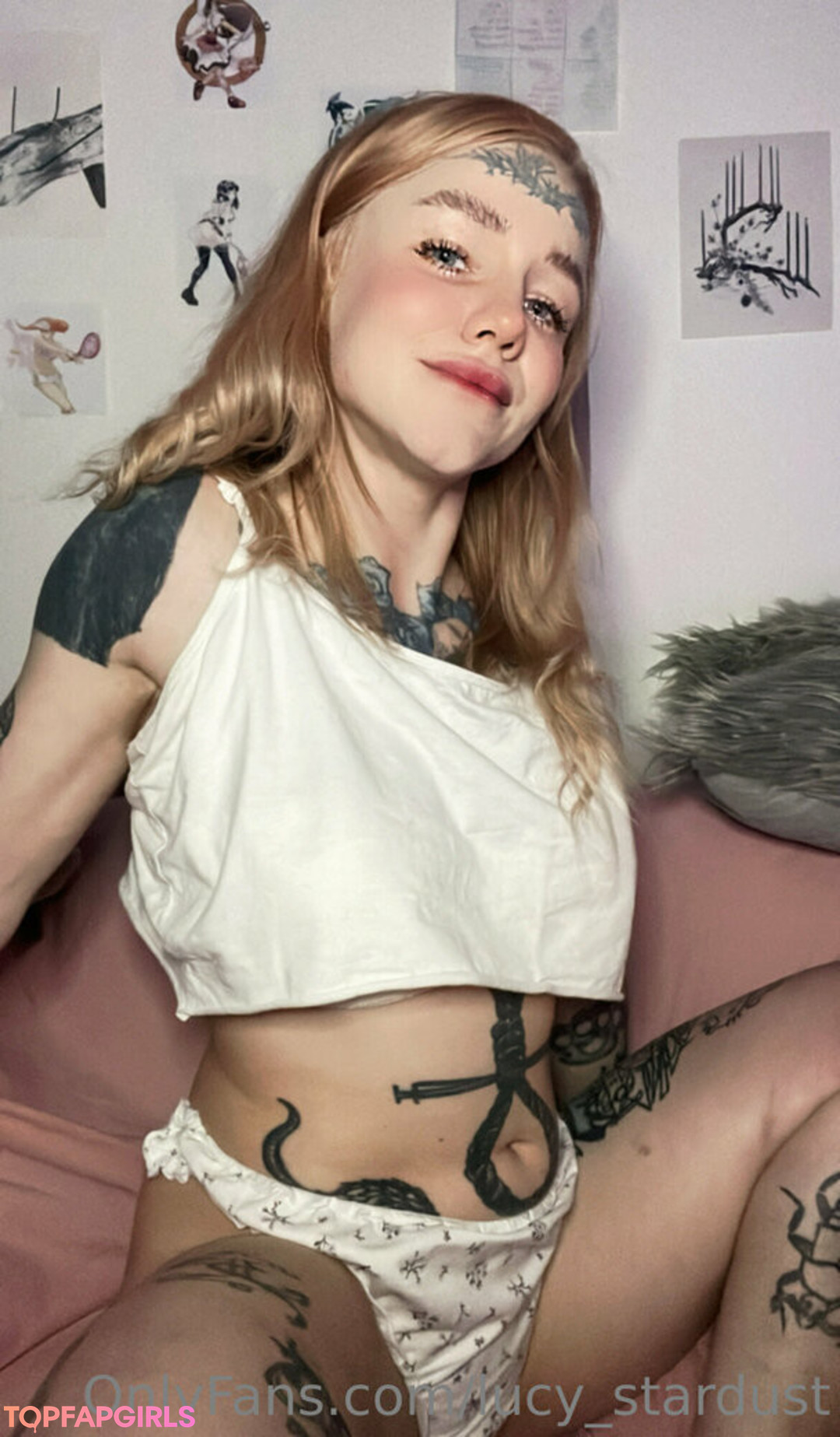 Foto desnuda filtrada de OnlyFans de Lucystardust #28 Foto desnuda filtrada de OnlyFans de Lucystardust #28