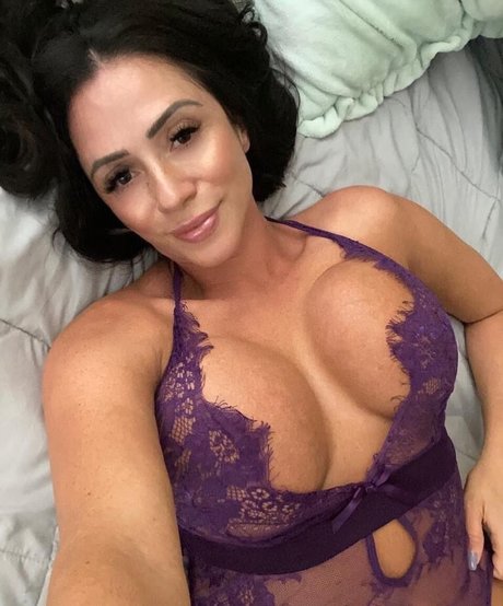 Foto desnuda filtrada de OnlyFans de Ariella Ferrera