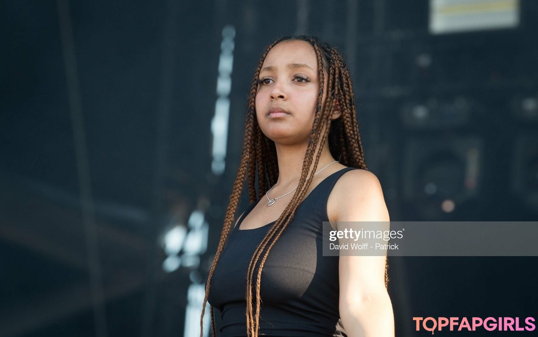 Foto desnuda filtrada de OnlyFans de Pinkpantheress #12 Foto desnuda filtrada de OnlyFans de Pinkpantheress #12