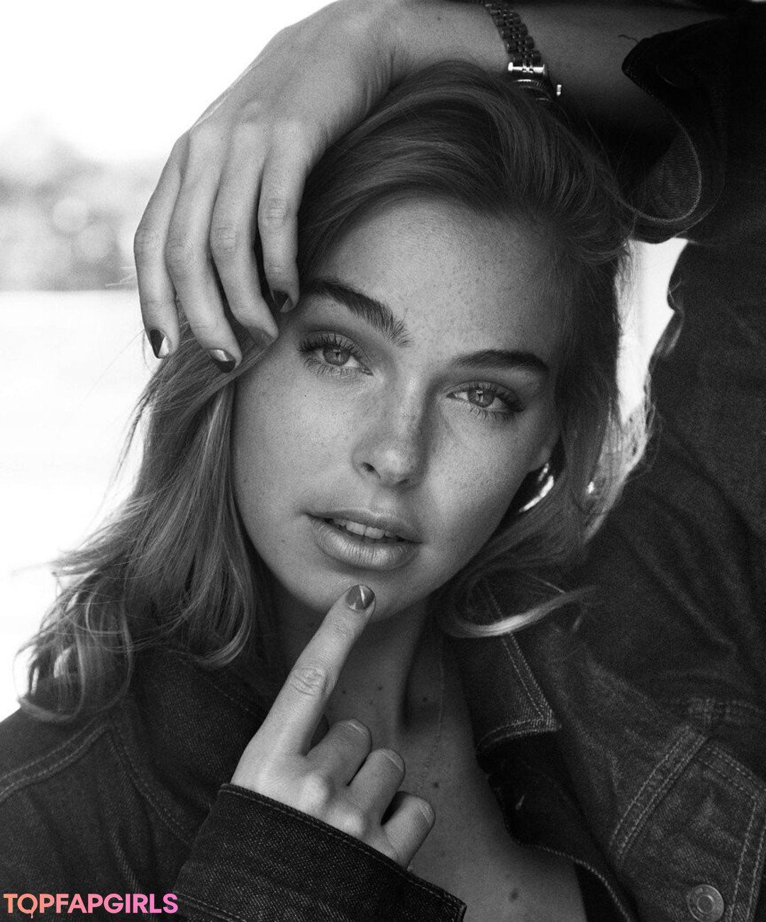 Foto desnuda filtrada de OnlyFans de Elizabeth Turner #157 Foto desnuda filtrada de OnlyFans de Elizabeth Turner #157