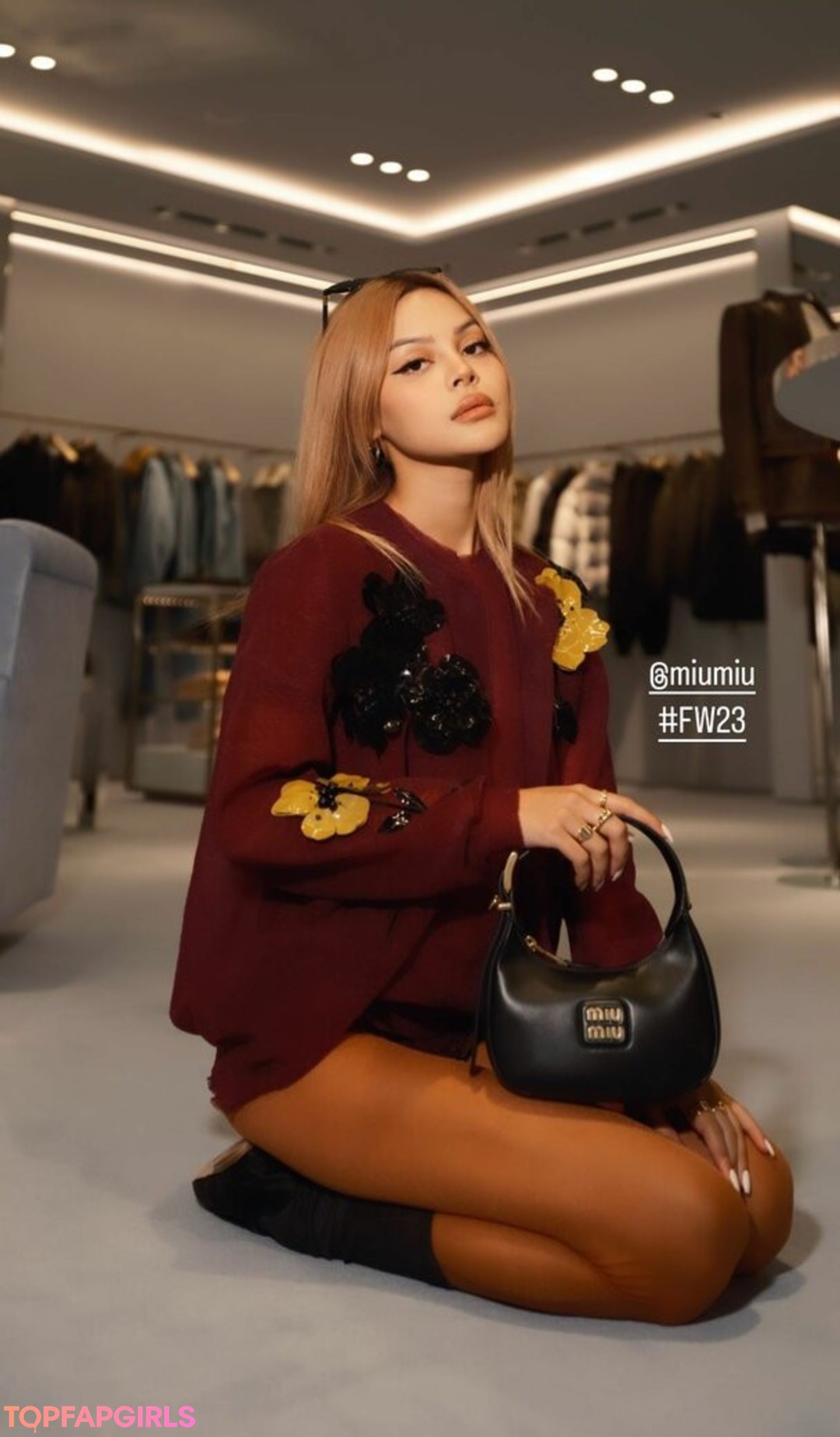 Foto desnuda filtrada de OnlyFans de Lilymaymac #84 Foto desnuda filtrada de OnlyFans de Lilymaymac #84