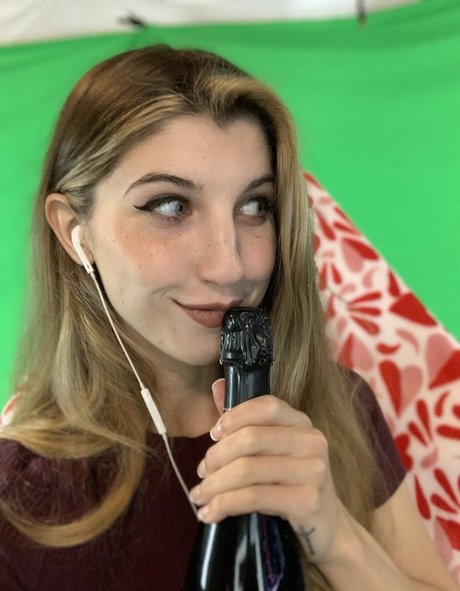 FrivolousFox ASMR