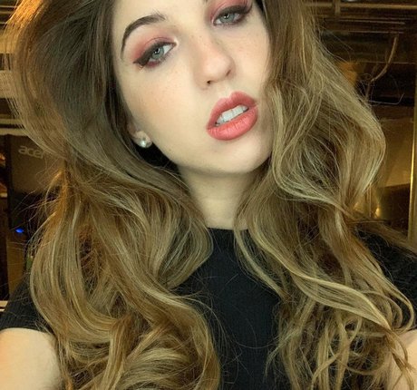 Frivolousfox Asmr