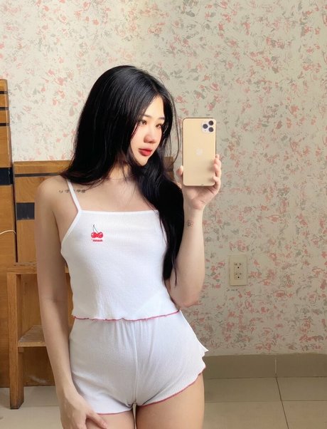 Foto desnuda filtrada de OnlyFans de Thanh Nhen