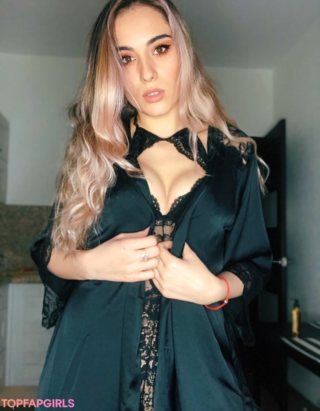 Foto desnuda filtrada de OnlyFans de Sandro4kaa #3 Foto desnuda filtrada de OnlyFans de Sandro4kaa #3