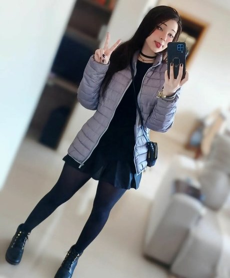 Foto desnuda filtrada de OnlyFans de Merurumi