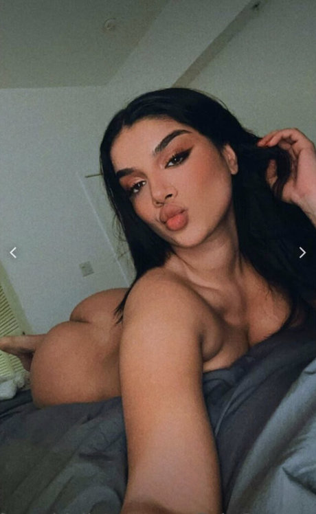 Foto desnuda filtrada de OnlyFans de Alishba Sheikh