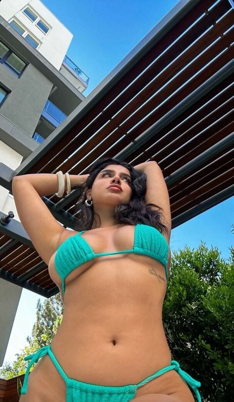 Alishba Sheikh