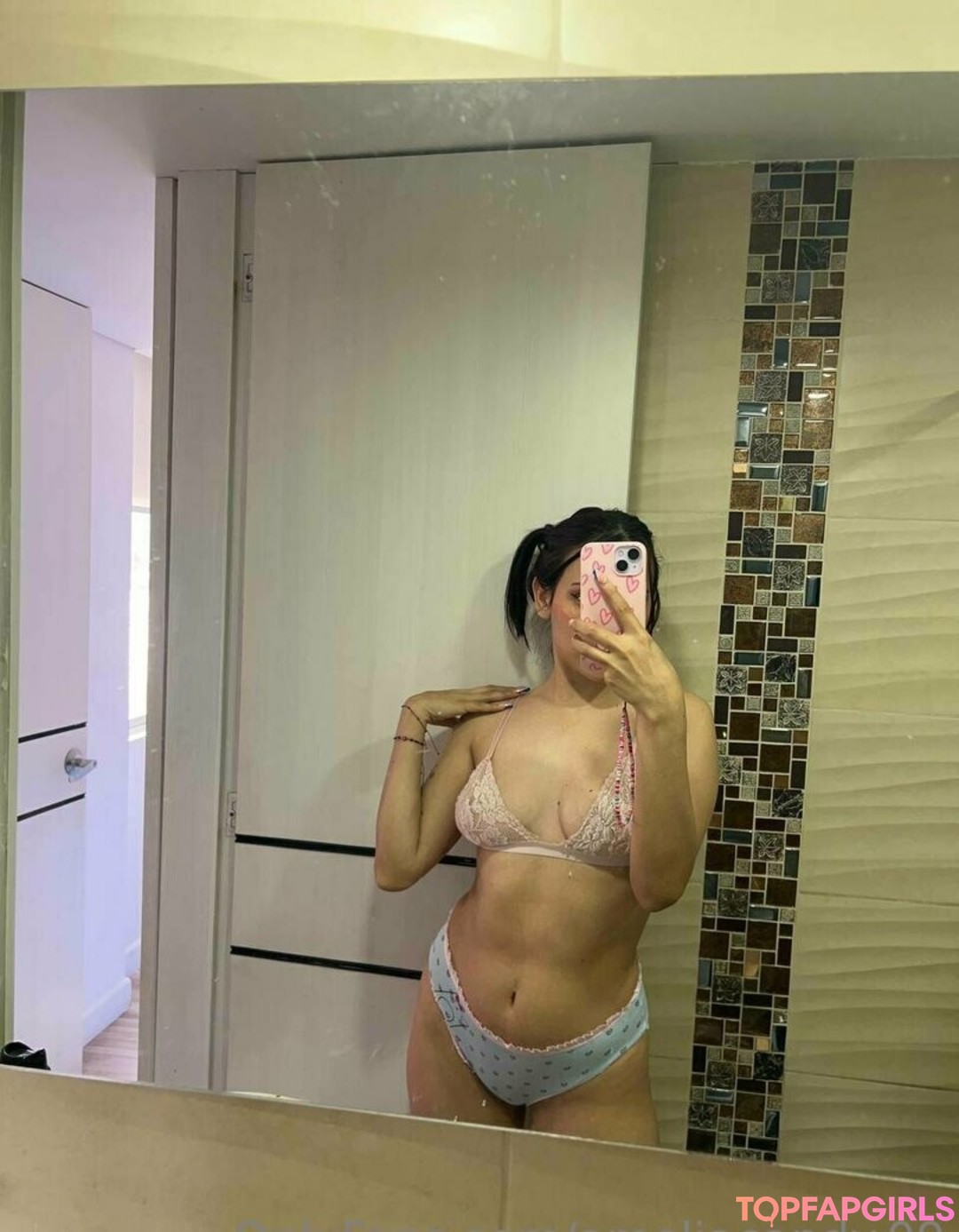 Foto desnuda filtrada de OnlyFans de Ameliacandy09 #263 Foto desnuda filtrada de OnlyFans de Ameliacandy09 #263