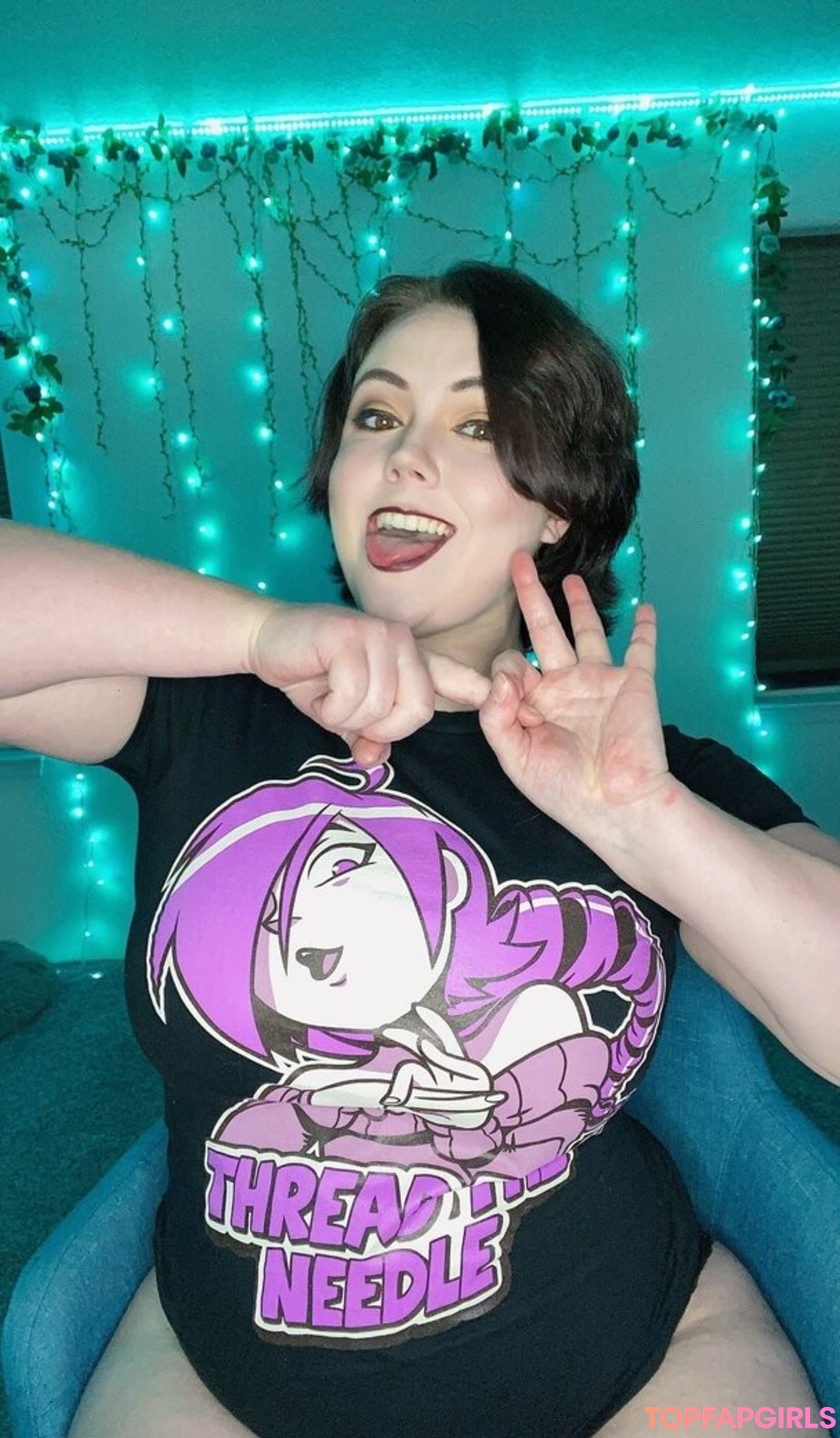 Foto desnuda filtrada de OnlyFans de Vixenshelbyfree #43 Foto desnuda filtrada de OnlyFans de Vixenshelbyfree #43