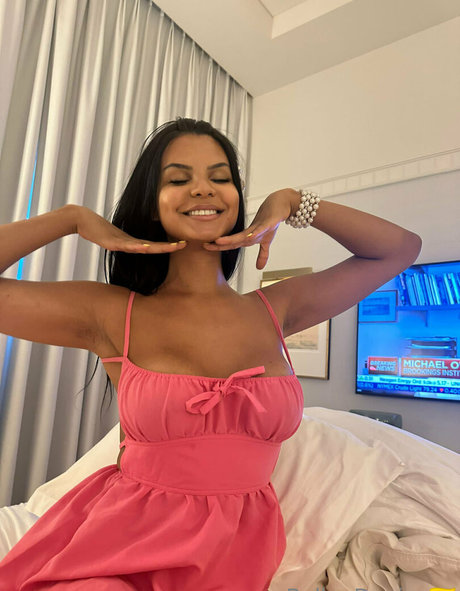 Bellapussy25