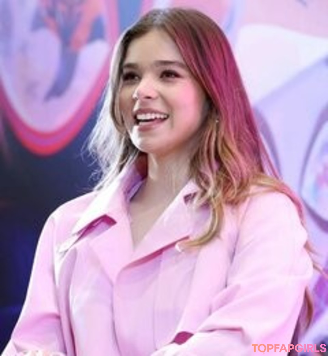 Foto desnuda filtrada de OnlyFans de Hailee Steinfeld #1014