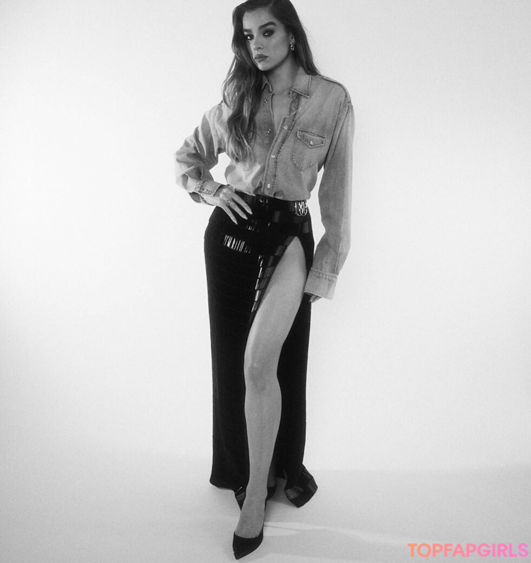 Foto desnuda filtrada de OnlyFans de Hailee Steinfeld #1149