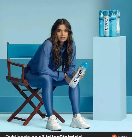 Hailee Steinfeld