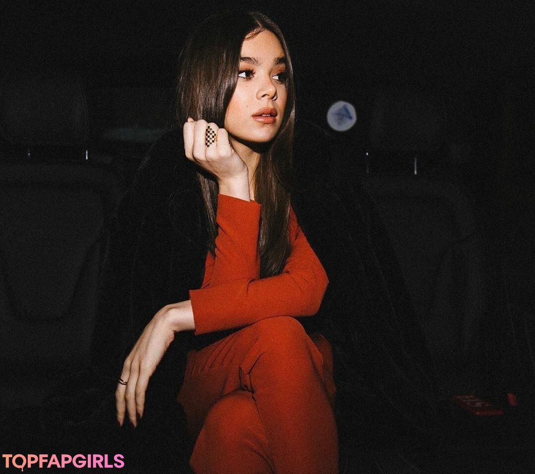 Foto desnuda filtrada de OnlyFans de Hailee Steinfeld #493 Foto desnuda filtrada de OnlyFans de Hailee Steinfeld #493