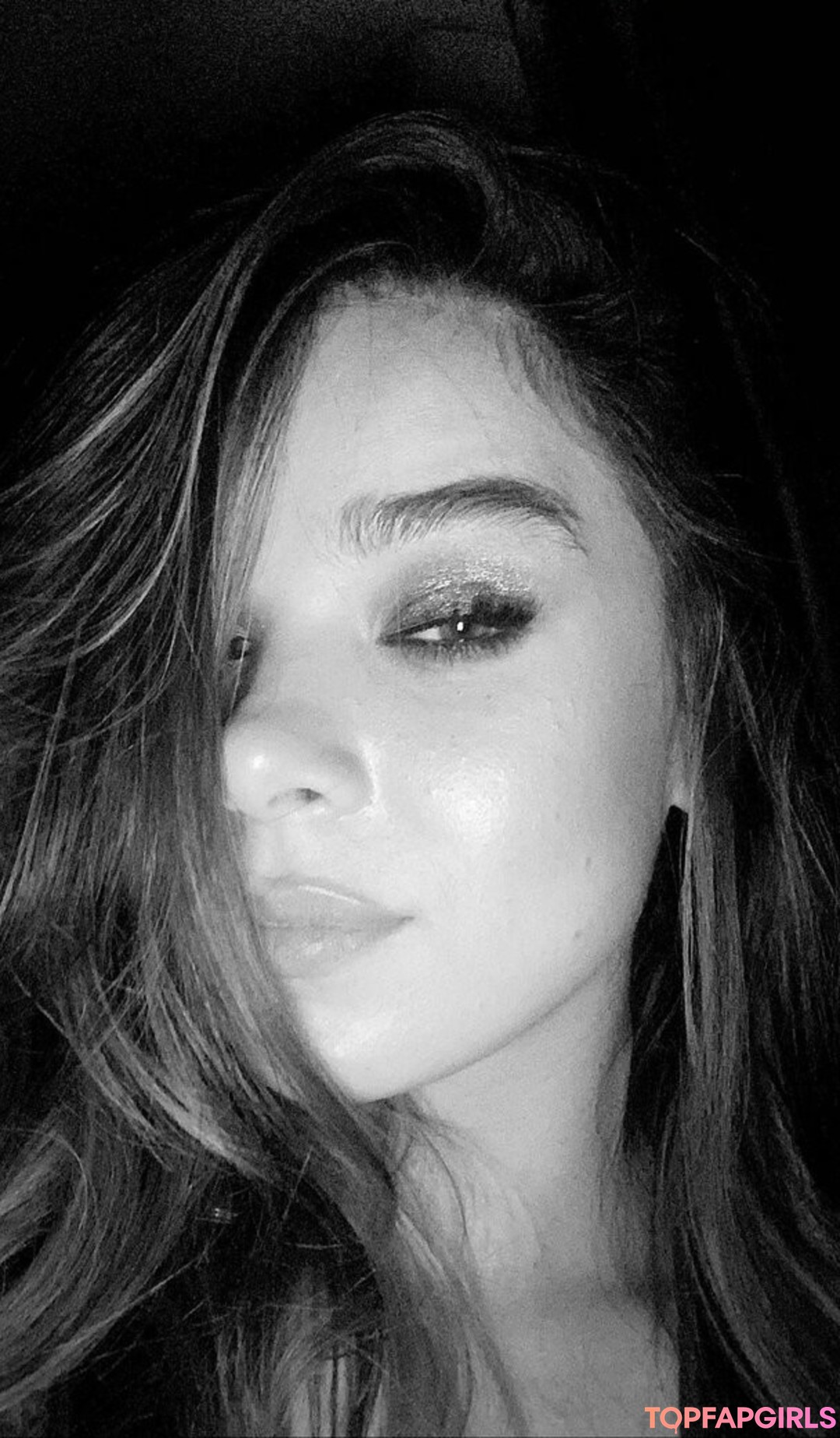 Foto desnuda filtrada de OnlyFans de Hailee Steinfeld #678 Foto desnuda filtrada de OnlyFans de Hailee Steinfeld #678