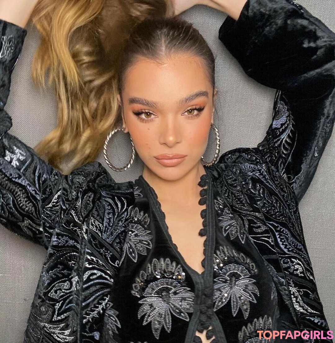 Foto desnuda filtrada de OnlyFans de Hailee Steinfeld #680 Foto desnuda filtrada de OnlyFans de Hailee Steinfeld #680