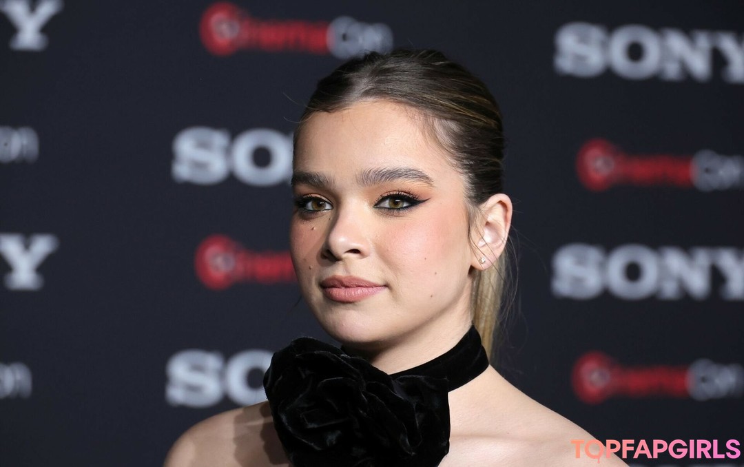 Foto desnuda filtrada de OnlyFans de Hailee Steinfeld #958 Foto desnuda filtrada de OnlyFans de Hailee Steinfeld #958