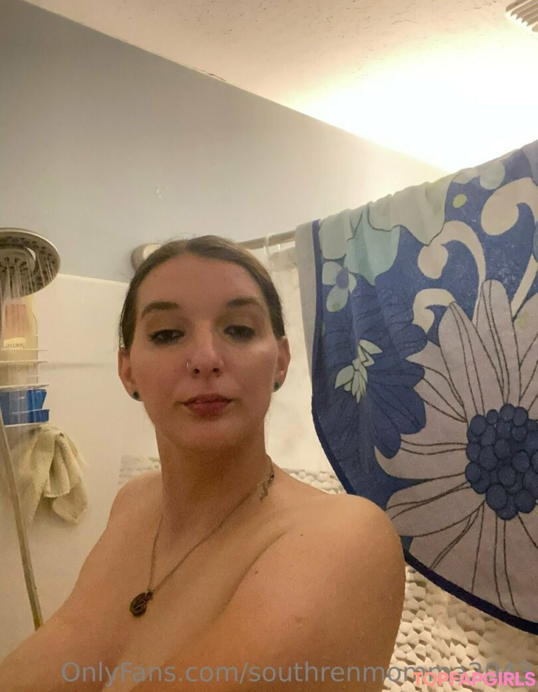 Foto desnuda filtrada de OnlyFans de Southrenmomma2043 #9 Foto desnuda filtrada de OnlyFans de Southrenmomma2043 #9