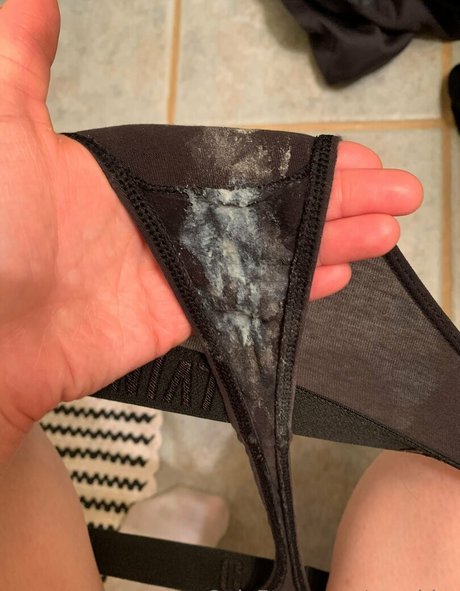 Foto desnuda filtrada de OnlyFans de Xraebby
