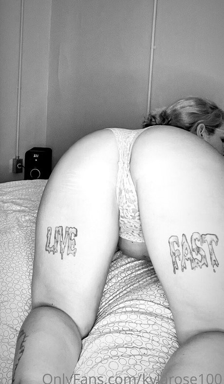 Kinkykayy3