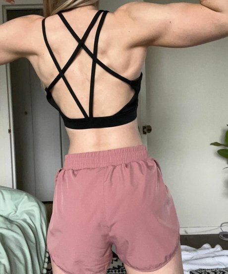 Foto desnuda filtrada de OnlyFans de Petitenfit