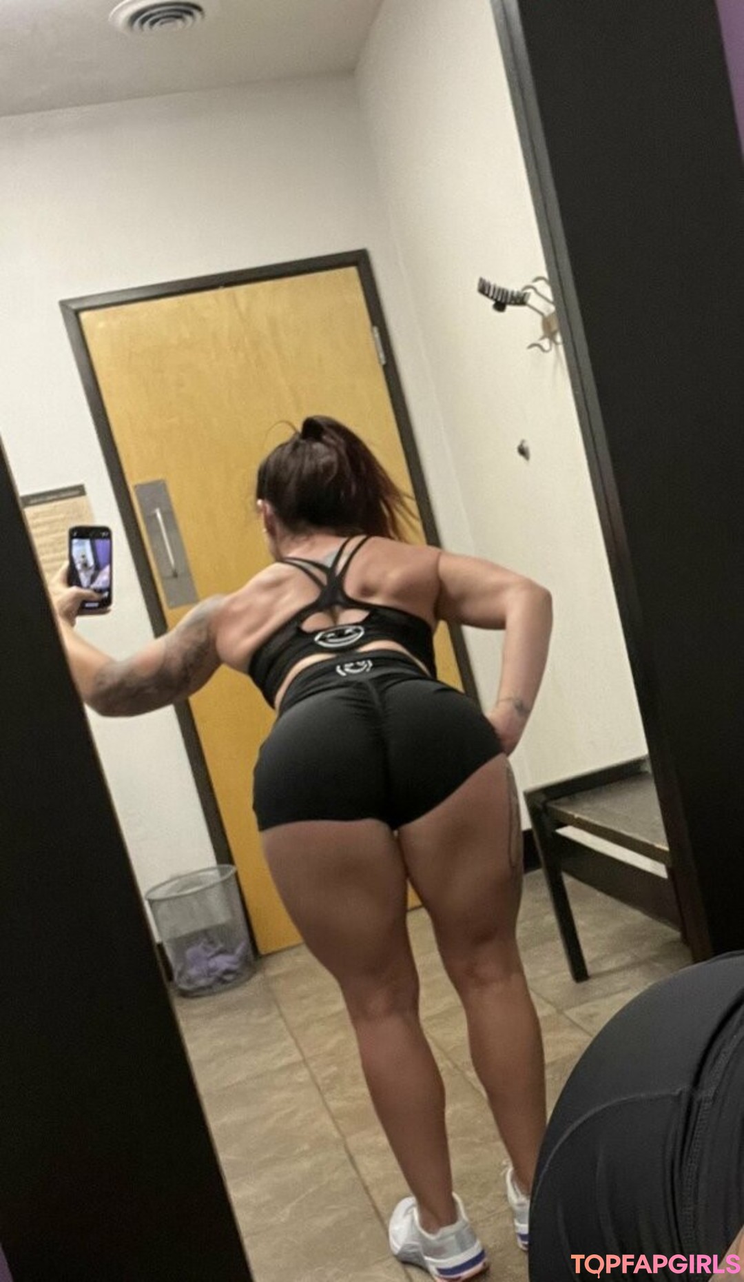 Foto desnuda filtrada de OnlyFans de Noplainjane #17 Foto desnuda filtrada de OnlyFans de Noplainjane #17