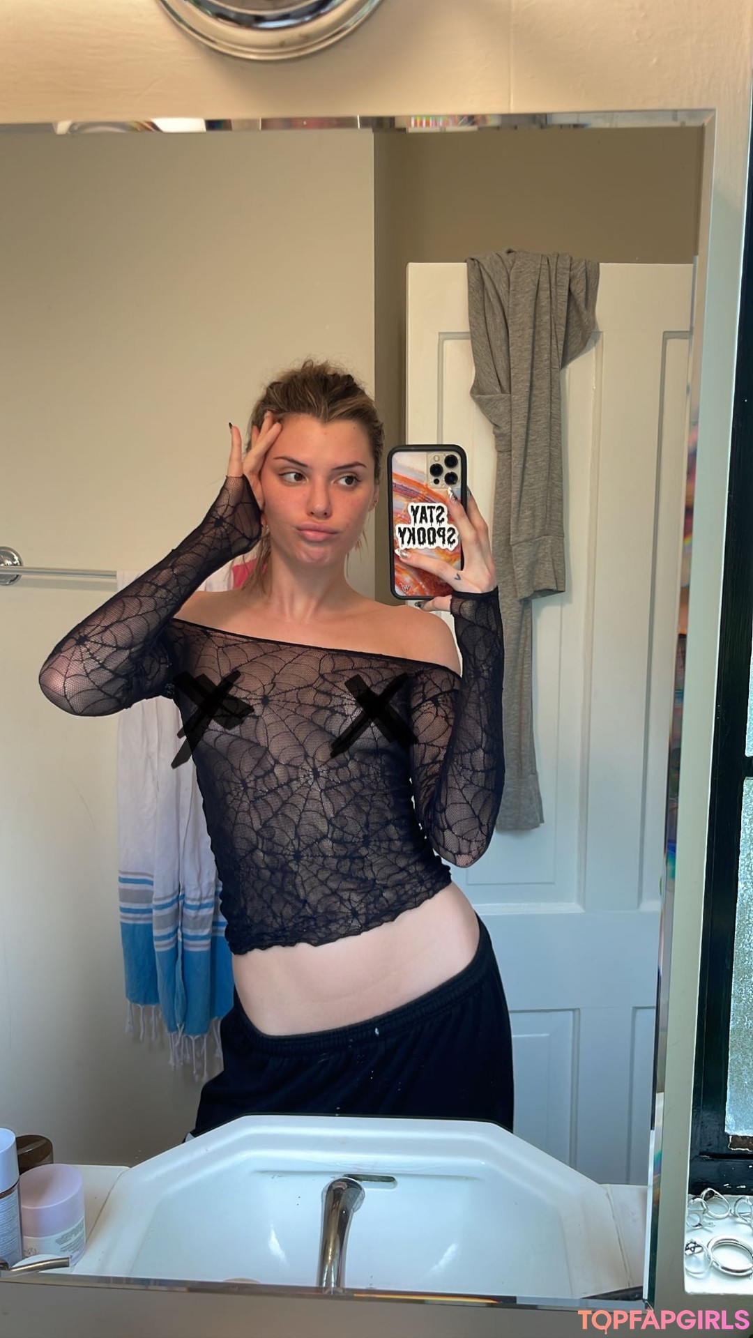 Foto desnuda filtrada de OnlyFans de Alissa Violet #254 Foto desnuda filtrada de OnlyFans de Alissa Violet #254