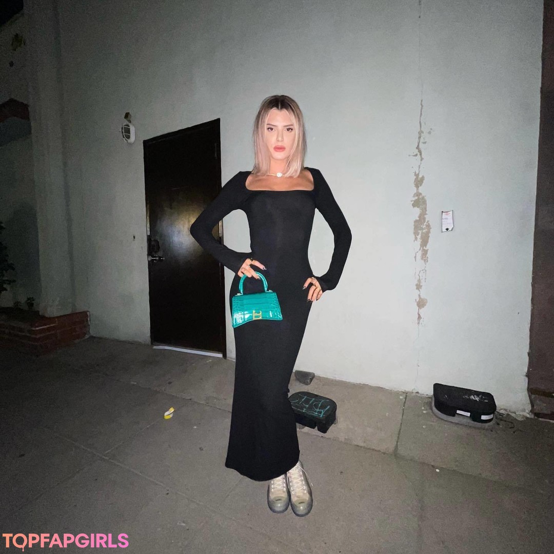 Foto desnuda filtrada de OnlyFans de Alissa Violet #265 Foto desnuda filtrada de OnlyFans de Alissa Violet #265